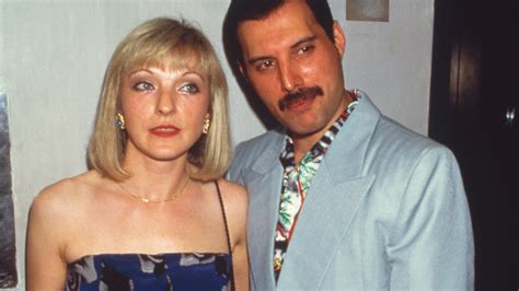 freddie mercury wife